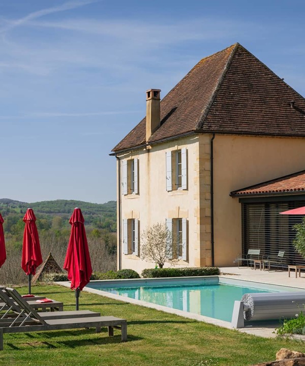 Maison-hotes-avec-piscine-les-hauts-st-vincent-dordogne