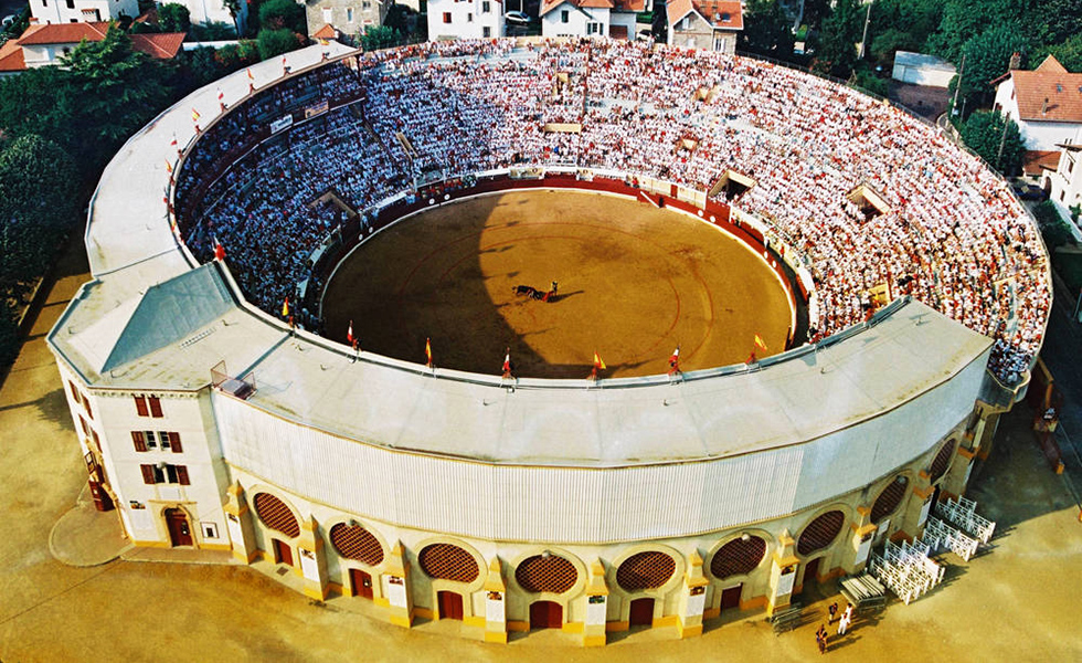 Vue aérienne des arènes.