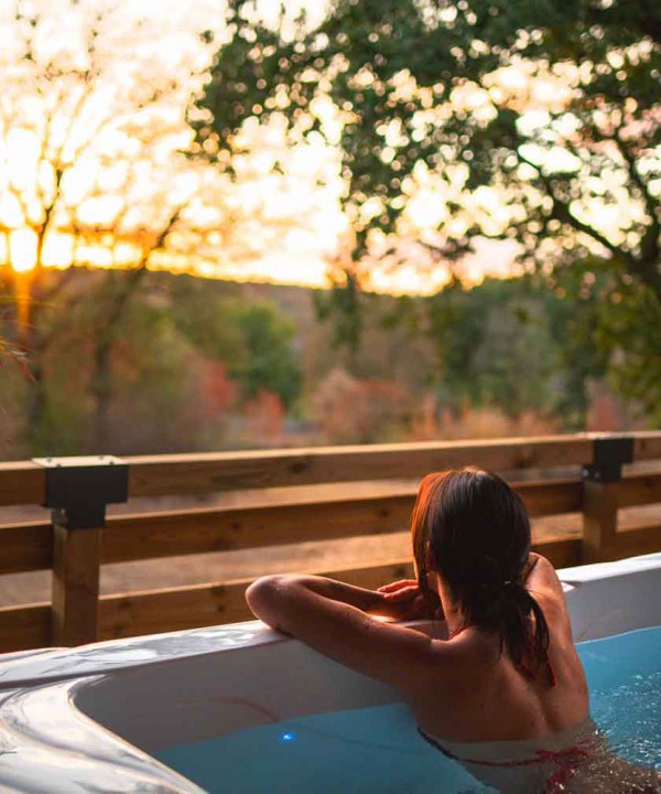 cabane-des-causses-lodges-avec-spa-lot-dordogne
