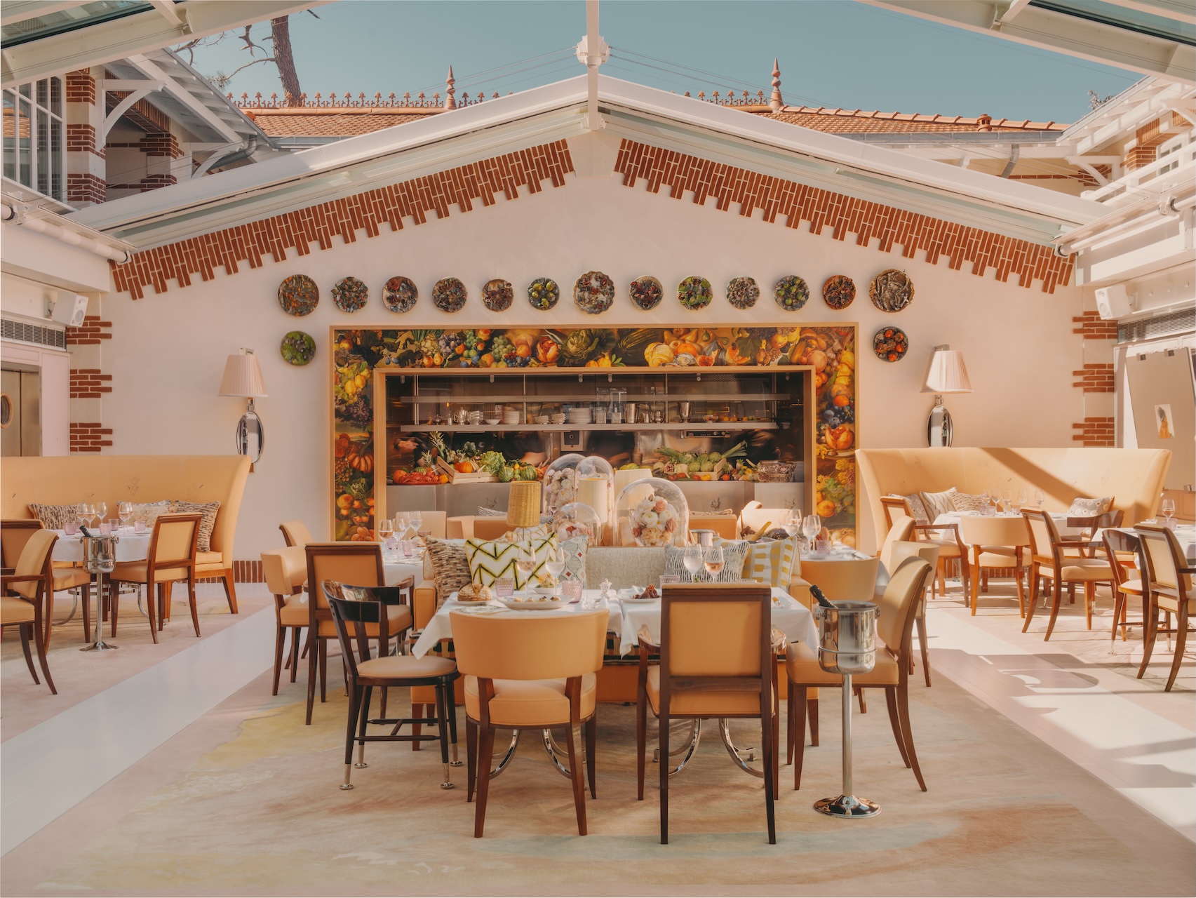 Villa_Colette_Cap_Ferret_Starck_restaurant - lunch