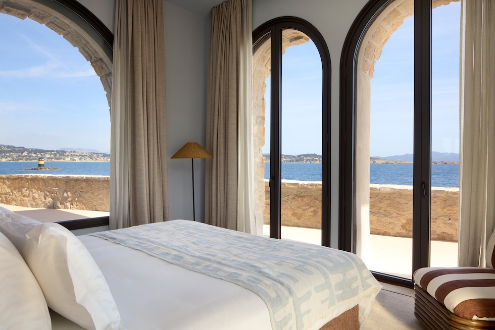 ile-de-bendor-hotel-Delos-Pavilion-Suite